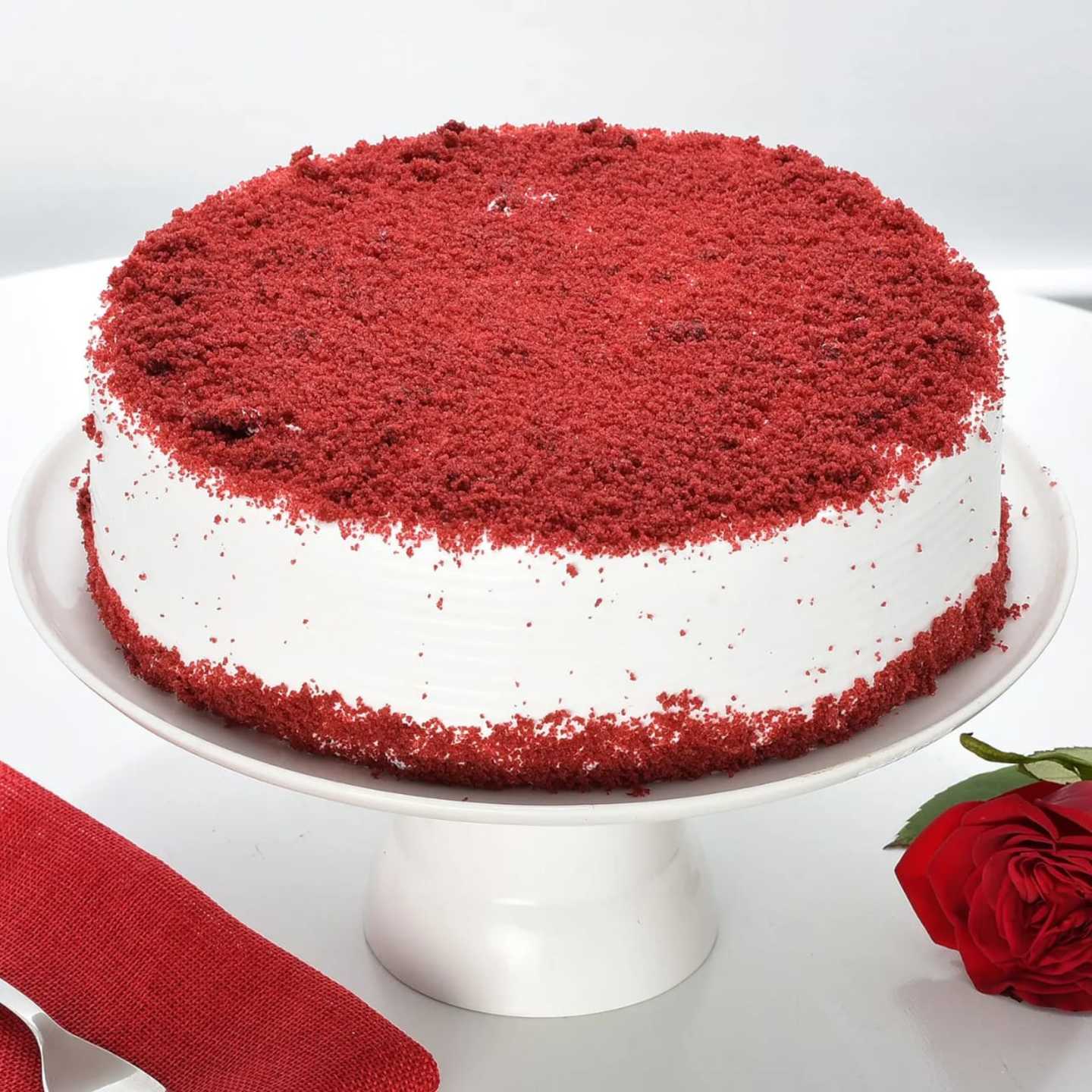 Red Velvet Cream Cake