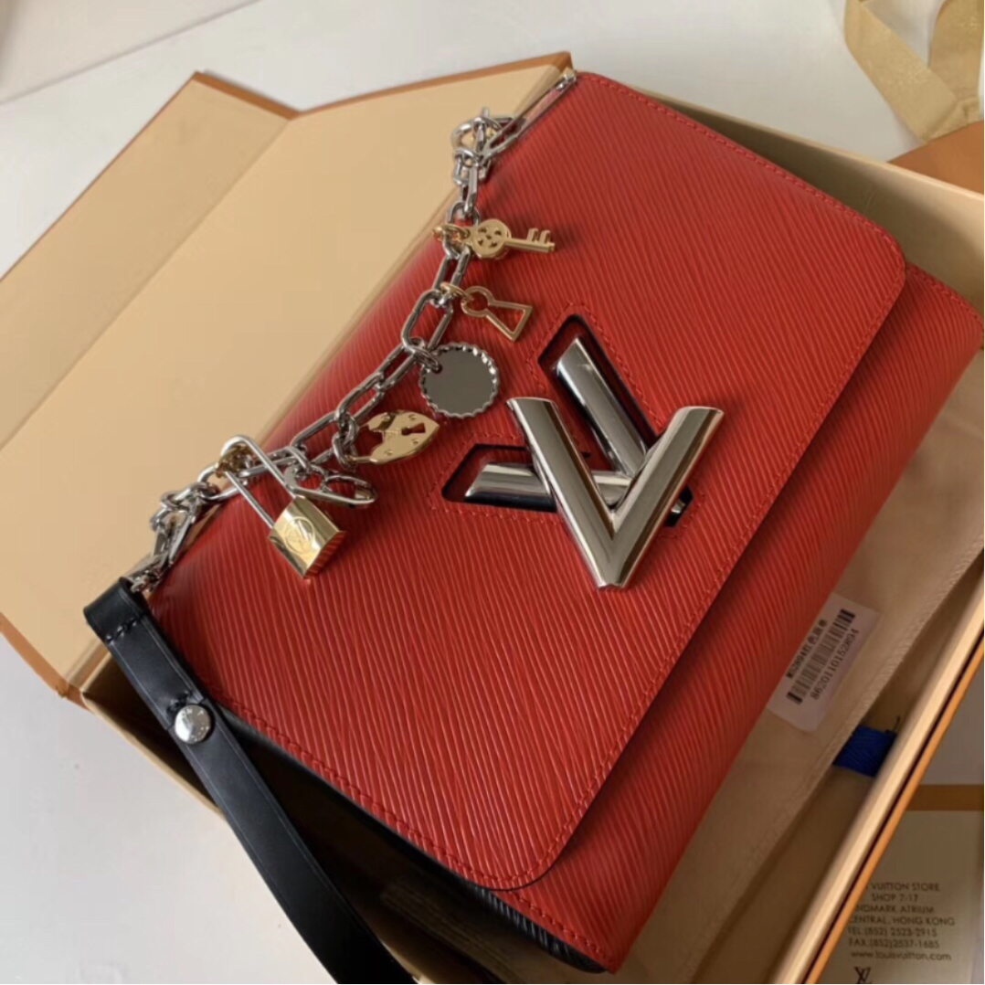 Louis Vuitton shoulder bag 