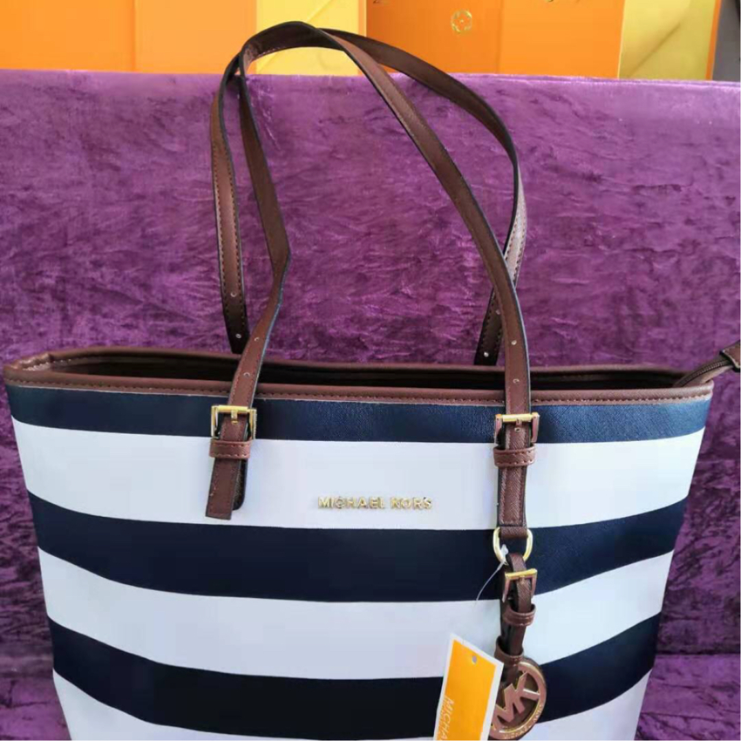 MK tote 