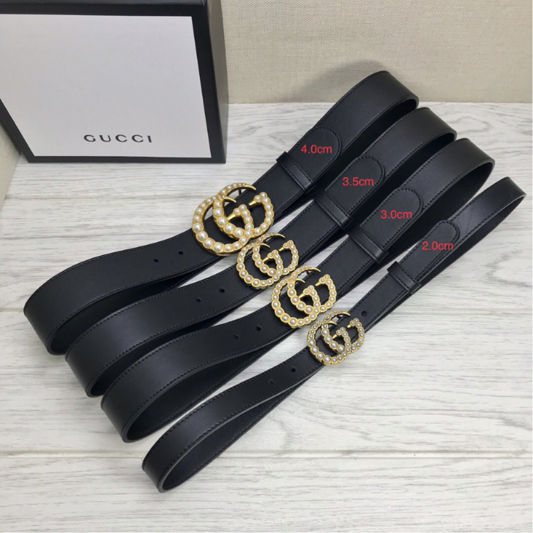 Gucci belt with pearls