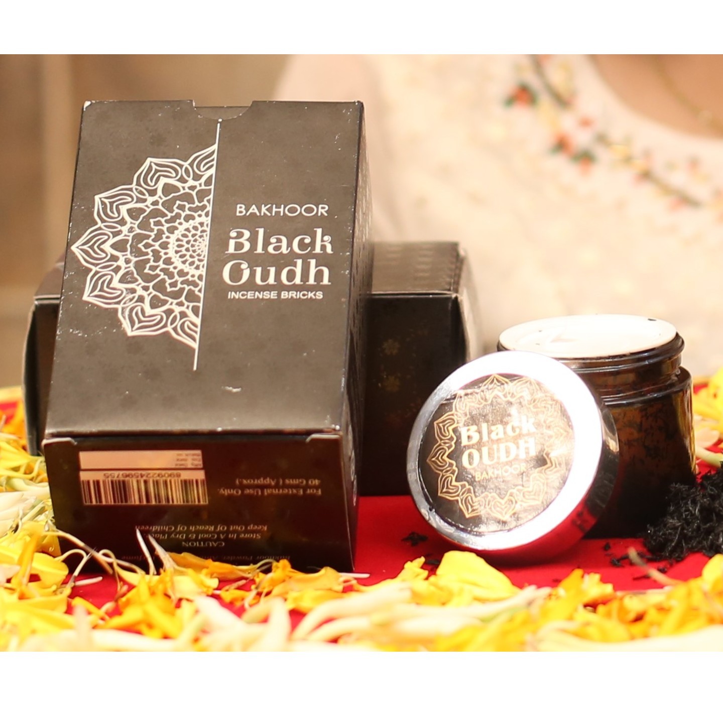Black Oudh Bakhoor