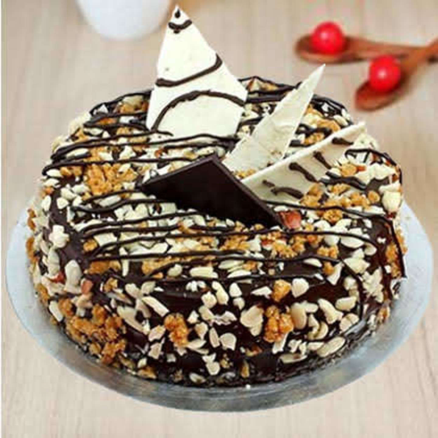 WALNUT CHOCOLATE CAKE 500 GRAMS