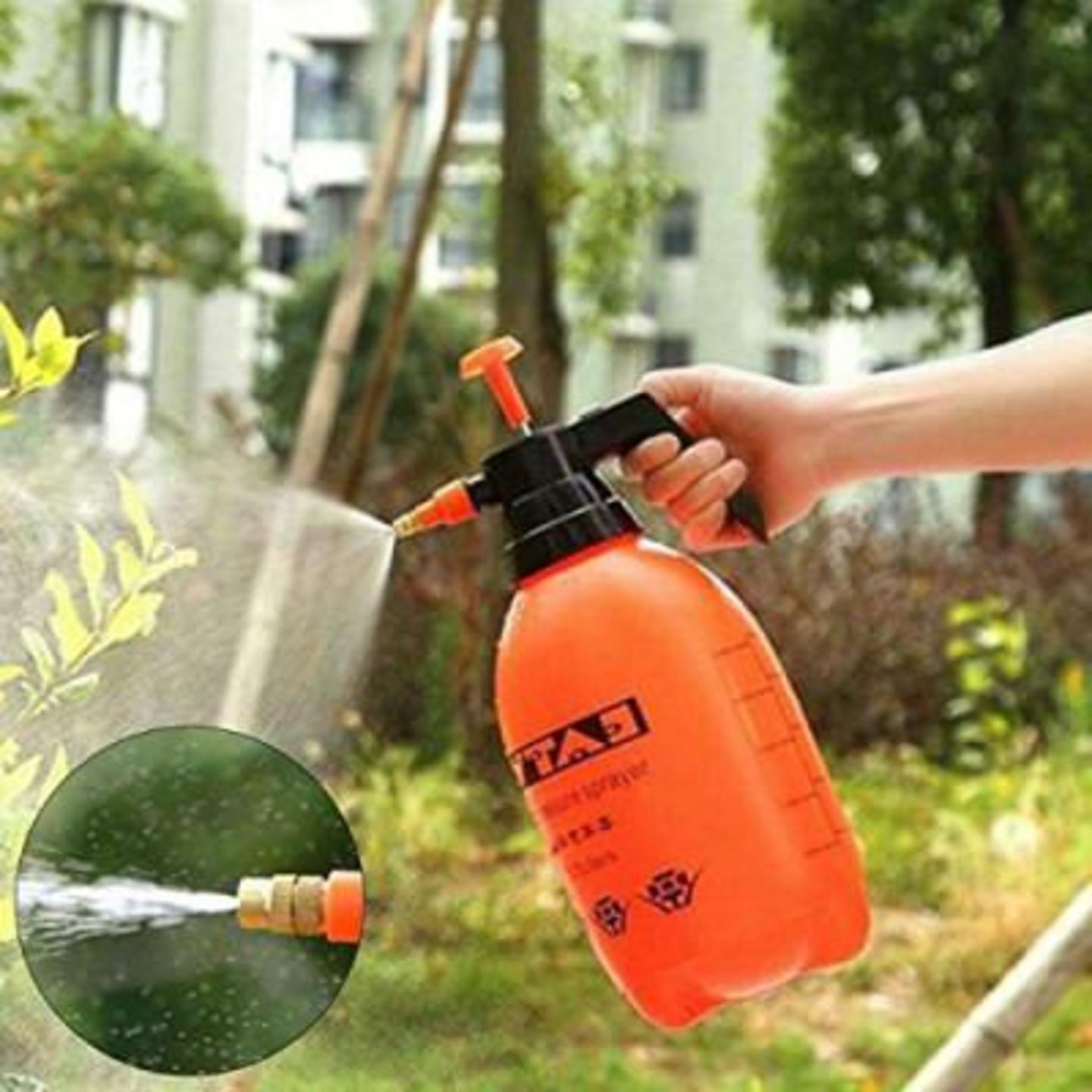 Gardening fountain spray