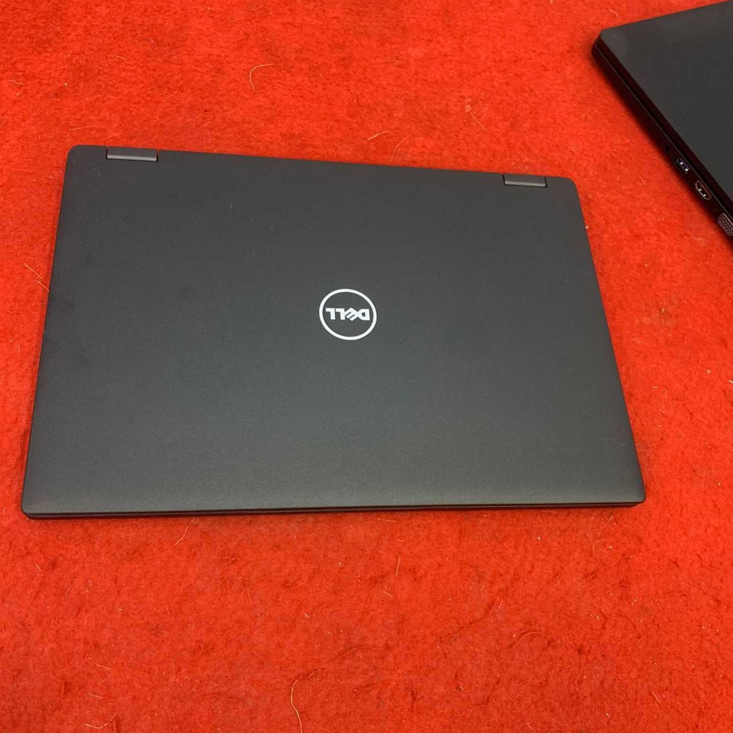 Import  Dell Latitude E5289 Intel Core i5 7th gen 8gb ram 256gb ssd Touch Screen Full x360 rotate  Windows 10 A++++++ Condition  Quantity available  Best nd fixe