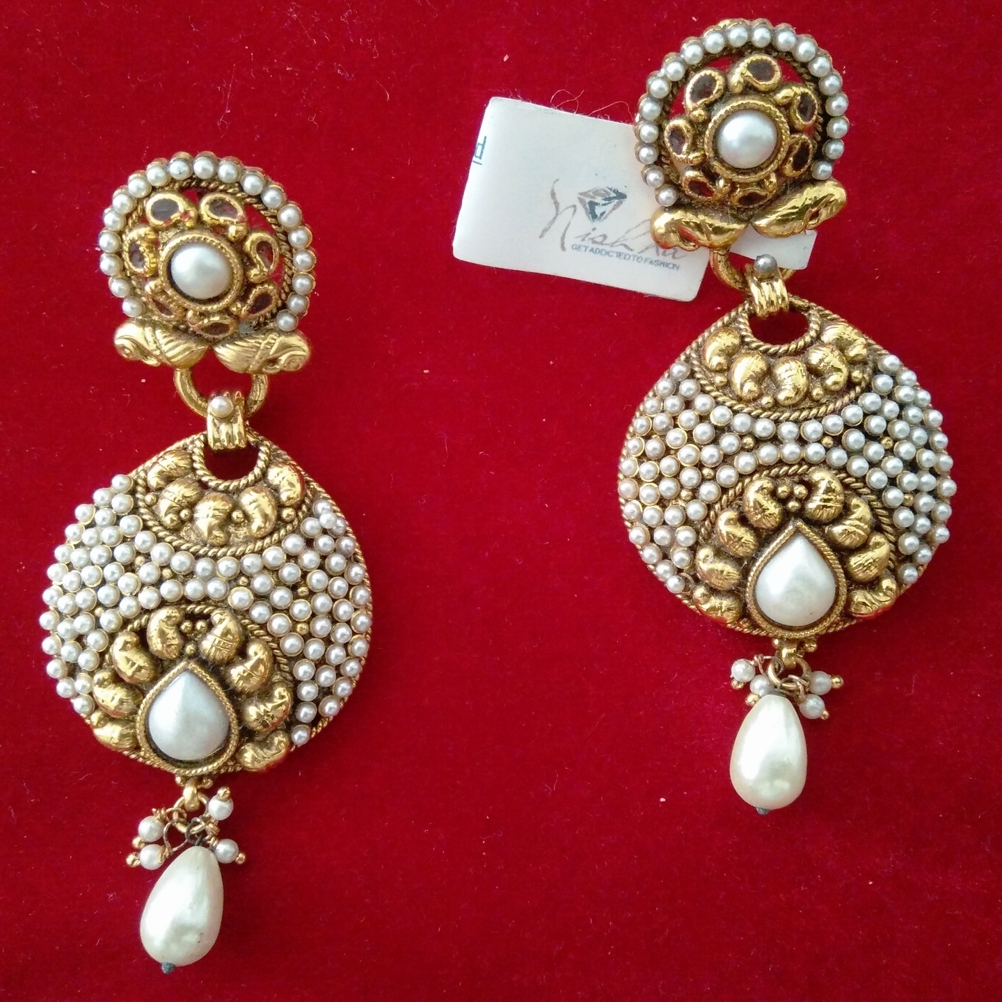 Dangle Earrings with white stones in Golden