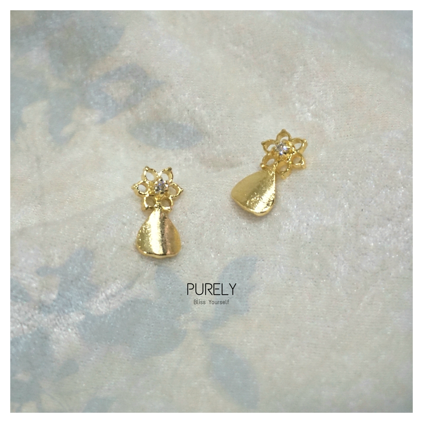 Floral studs with a drop | Gold Plated