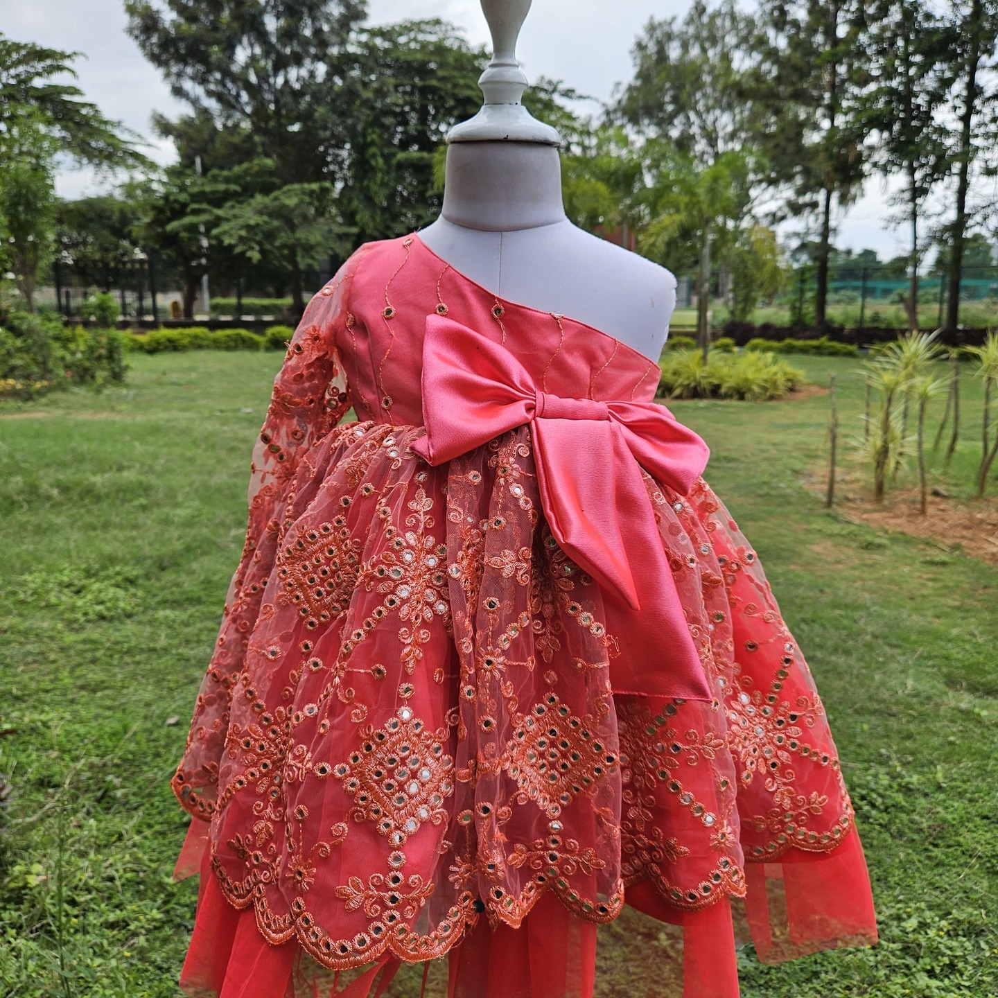 LS-0127 - Deep Pink One-Shoulder Mirrorwork
