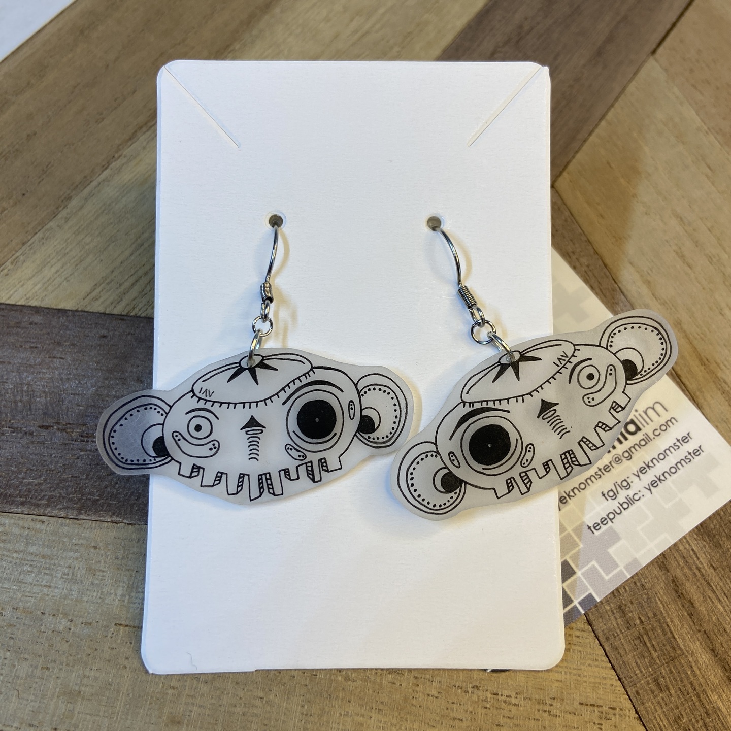 Skull heads Earrings - Explode