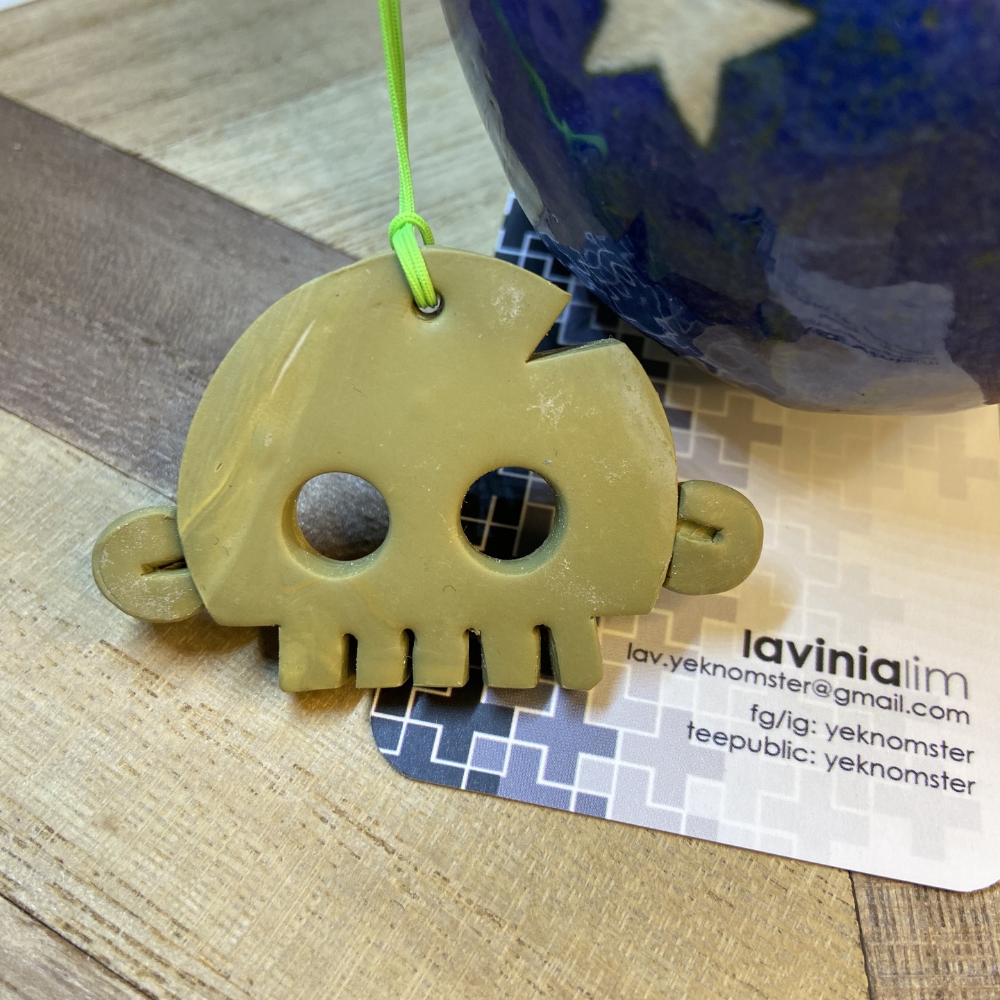 Skully keychain - Green yellow (Large)