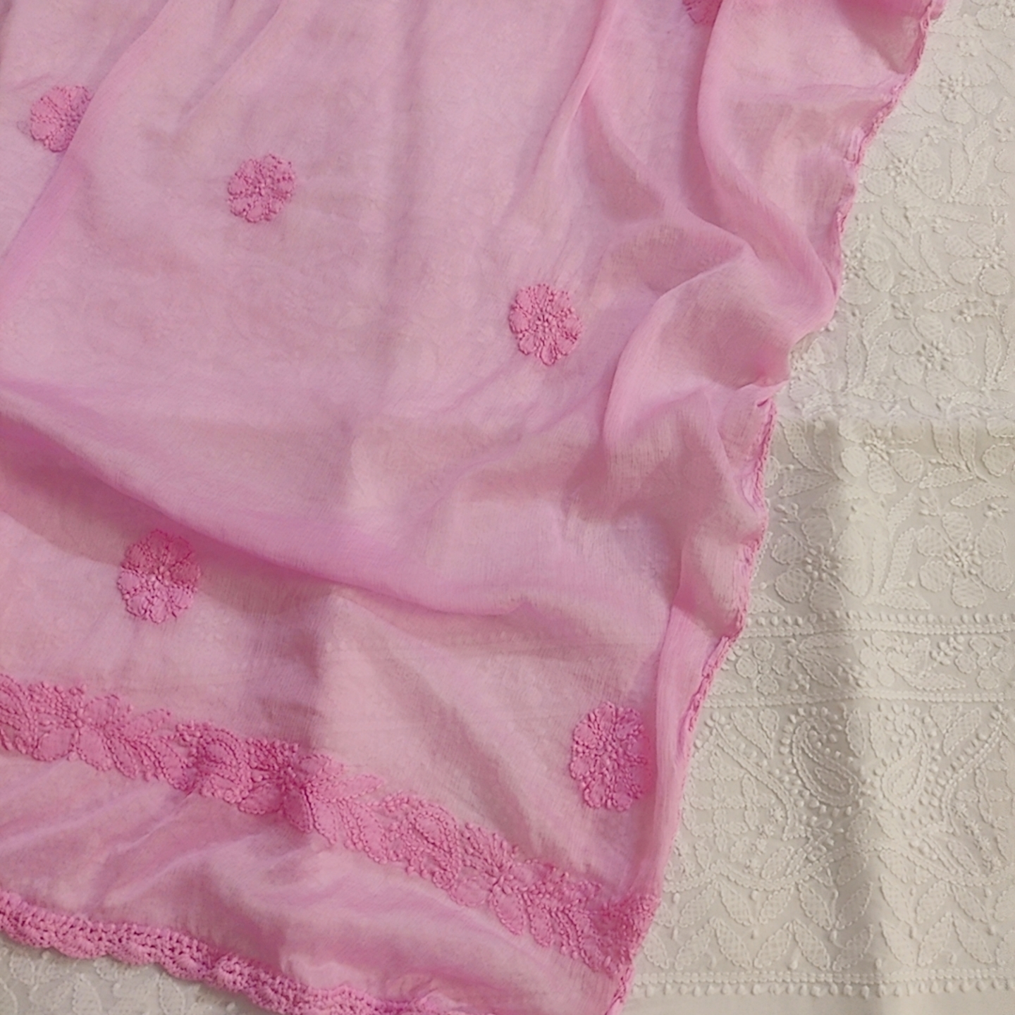 Pure Cotton Luckhnowi kurta with Shiffon Chickenkari Dupatta