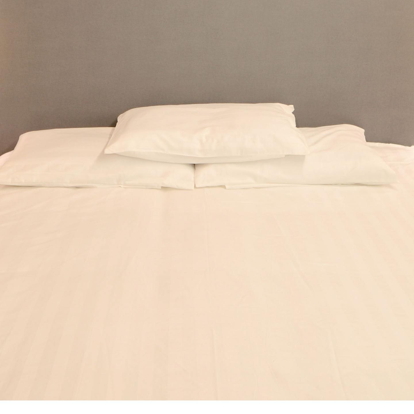 King-Size Bed Sheet Dry Clean