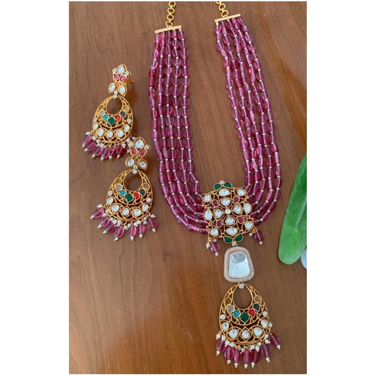 Aarohi Navratan Jadau Set