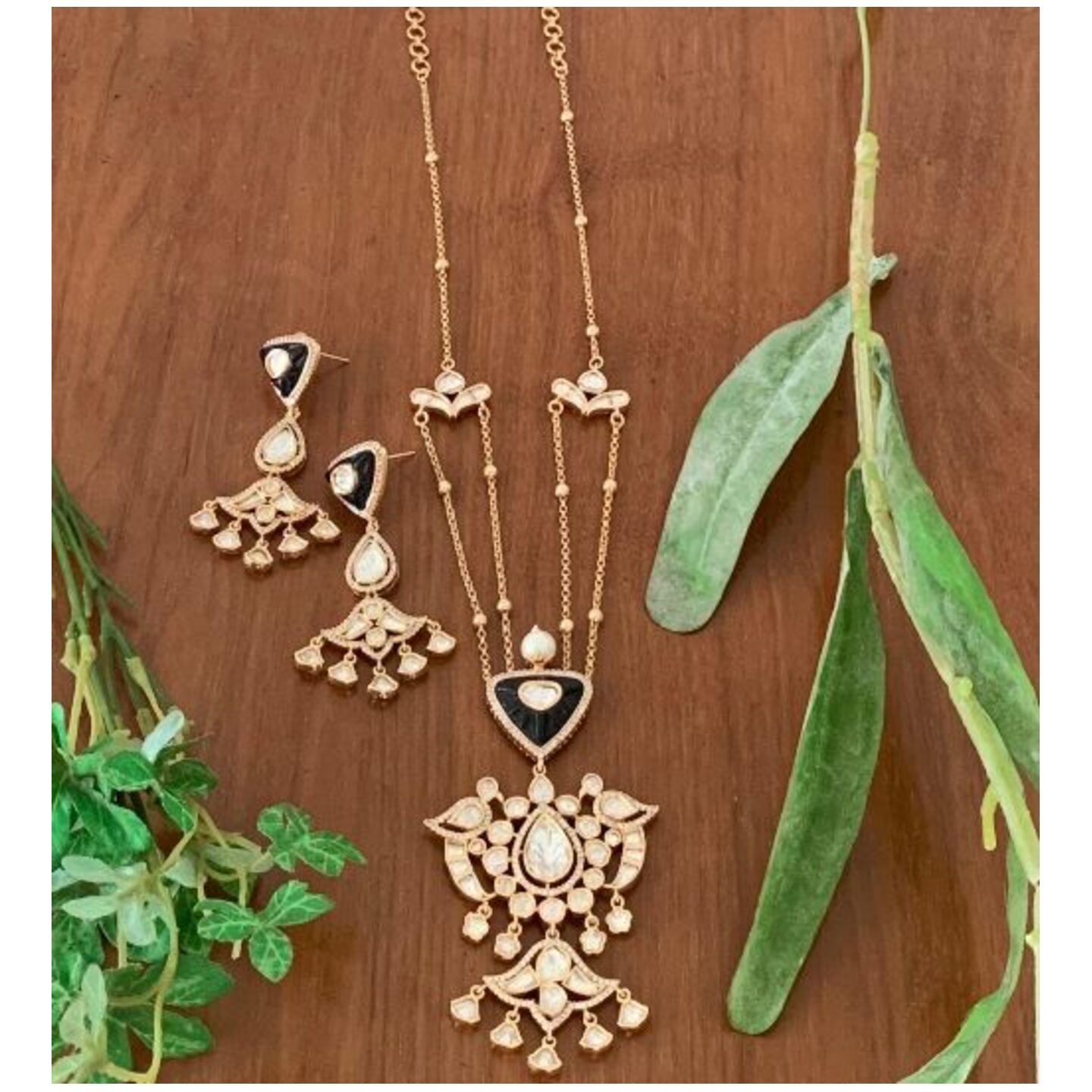 Aswi set - Zoha Collection