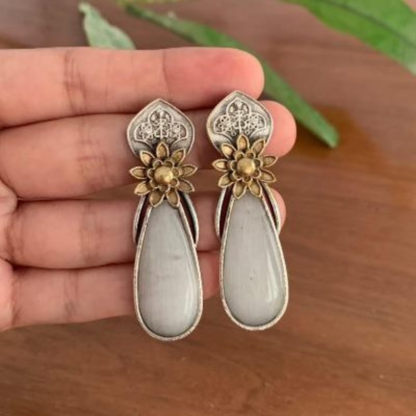 Lipika Dual Tone Earring