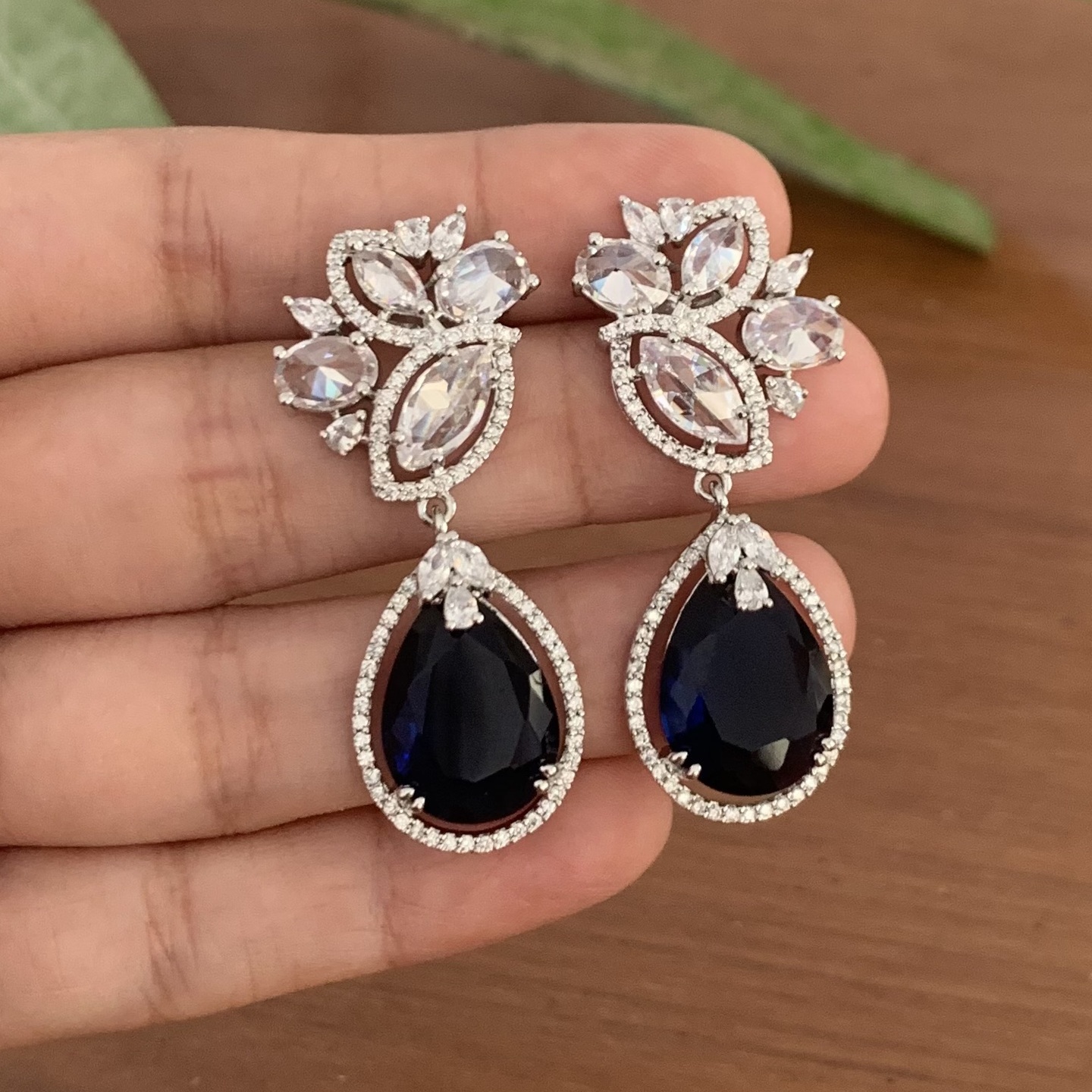 Manjari Earring - Deep Blue