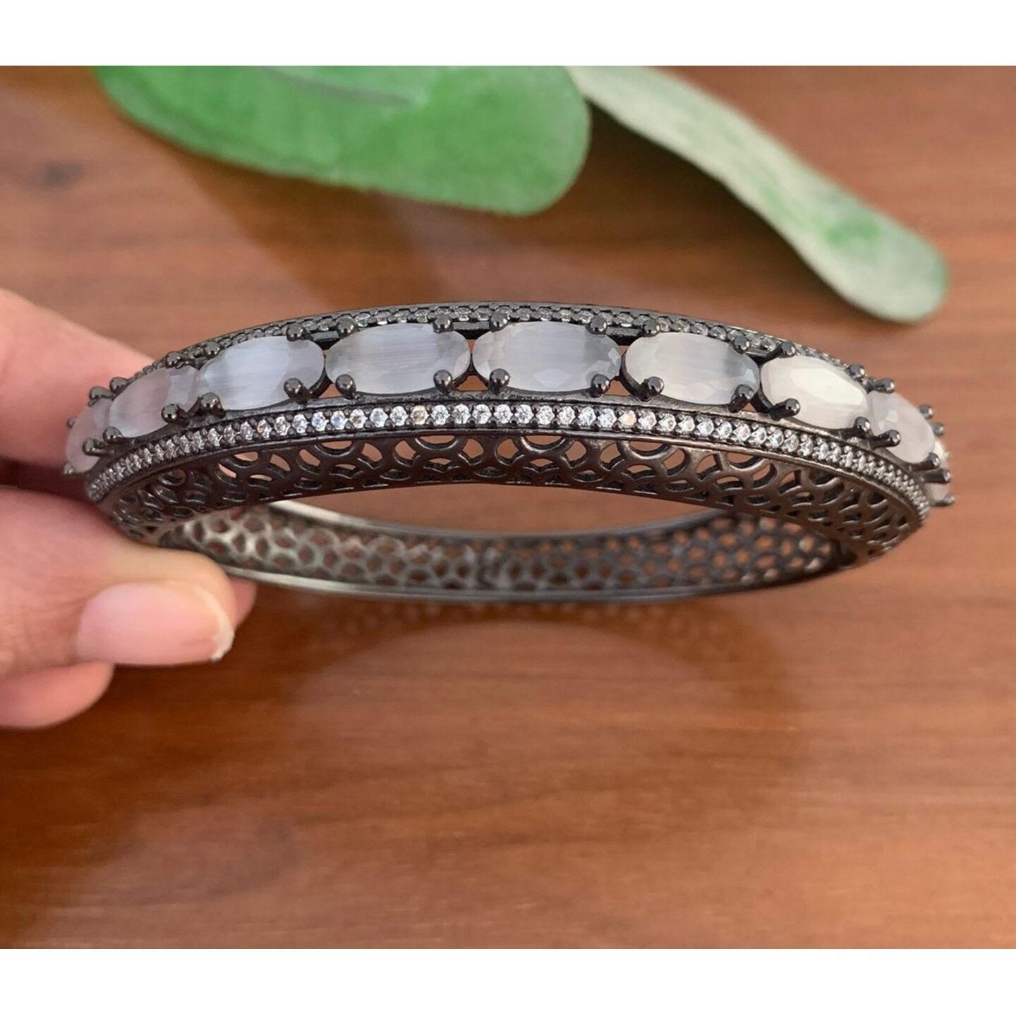 Noor Oxidised Quarts Bracelet