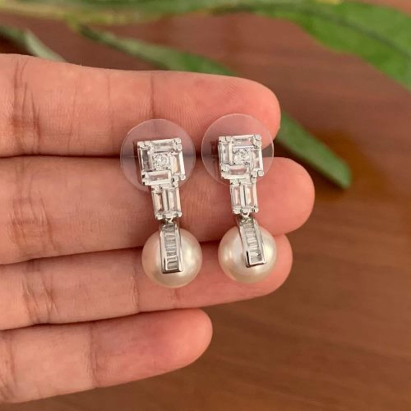Manjari Earring