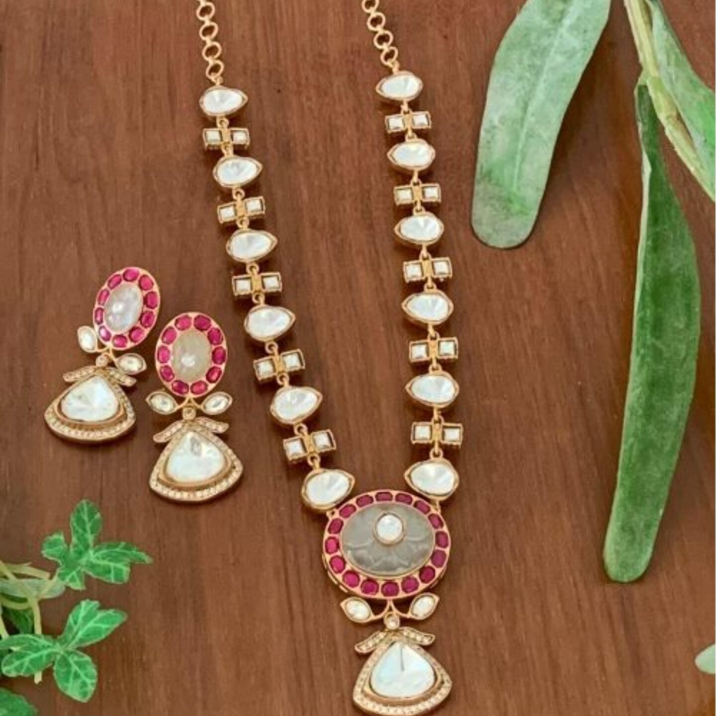 Shivanya Set - Zoha Collection