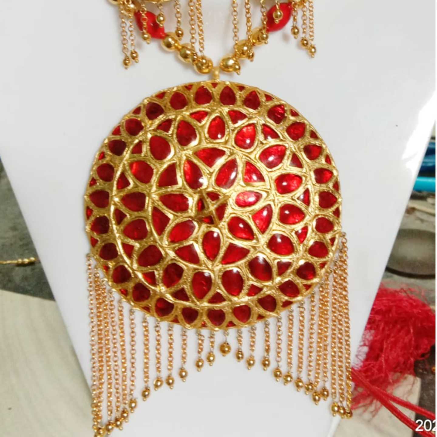 Goldplatted Jaapi with Golden Beads