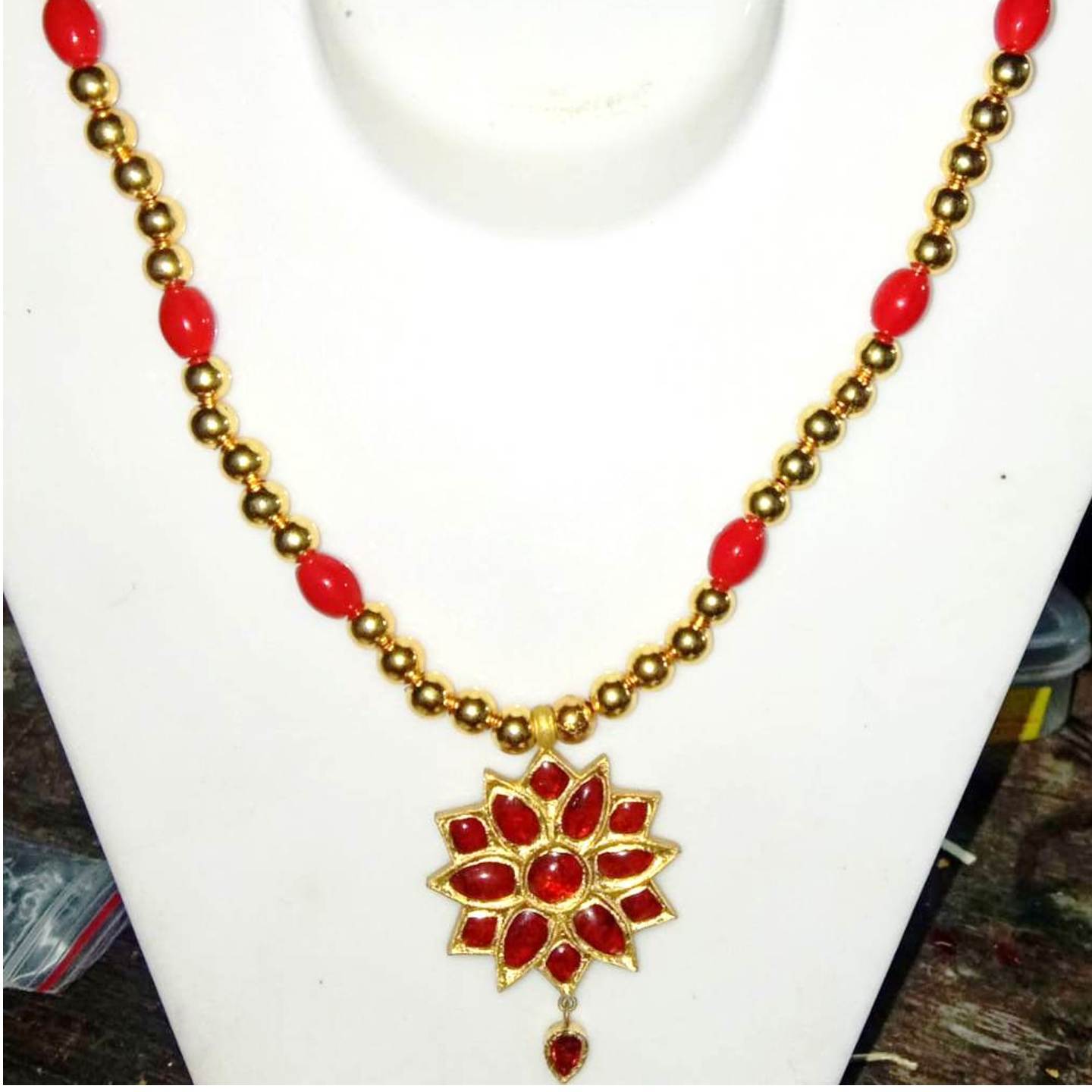 Thuriya Phool