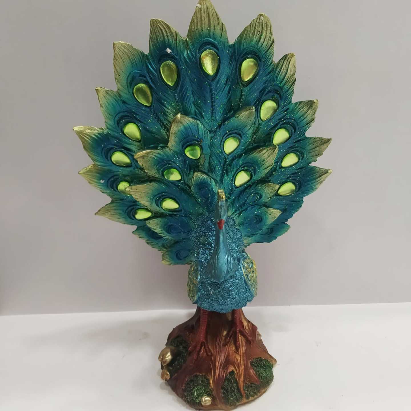 Peacock 002