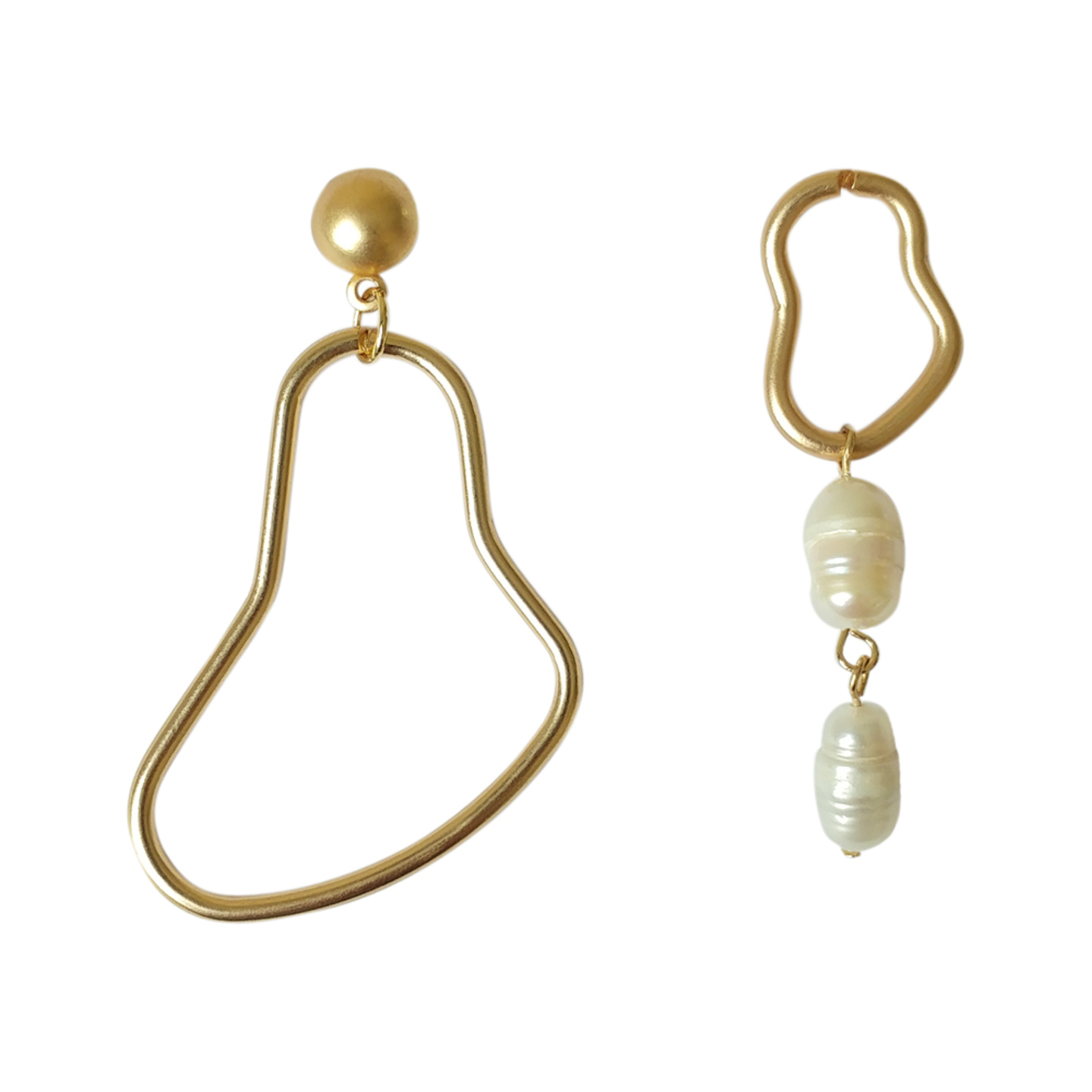 Lorelai Asymmetrical Abstract Pearl Earrings