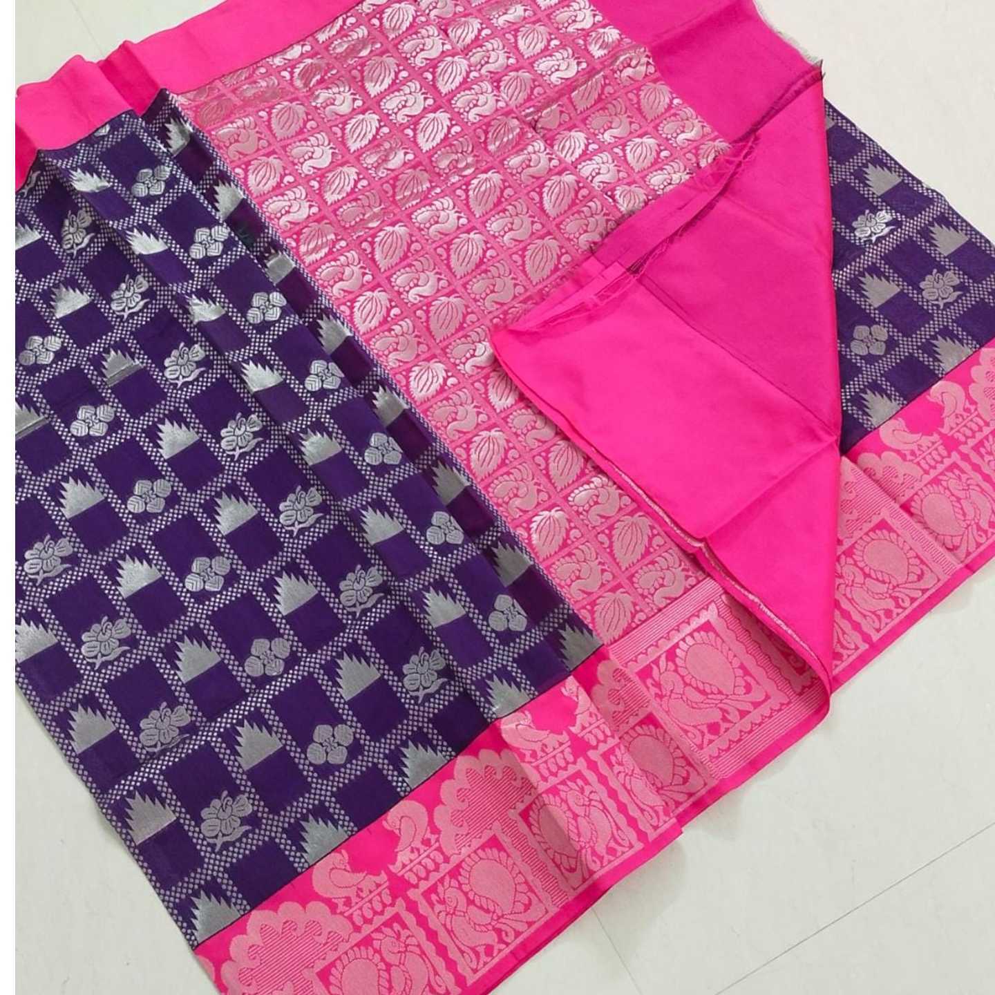 Shri Venkateshwara textiles  Fancy  korvai Cotton Navy Blue and Rose colour Saree 