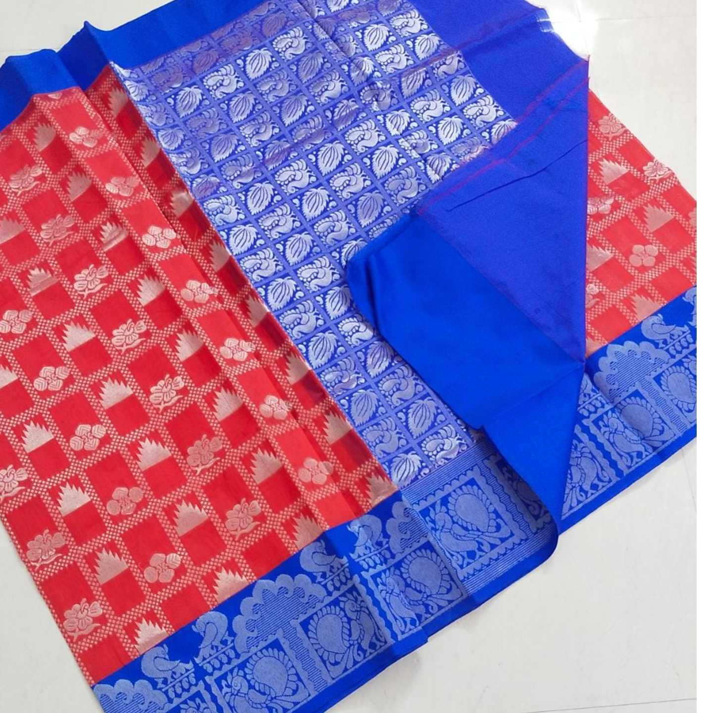 Shri Venkateshwara textiles  Fancy  korvai Cotton Red and Blue colour Saree 