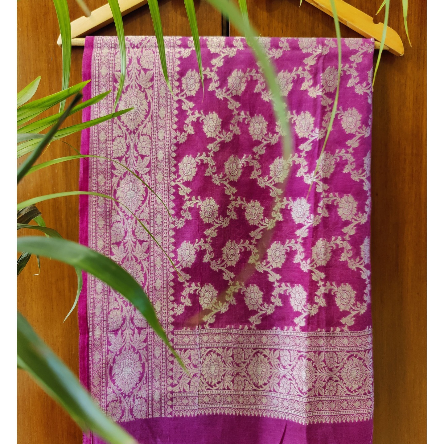 BRIGHT PURPLE BANARASI RESHIM DUPATTA