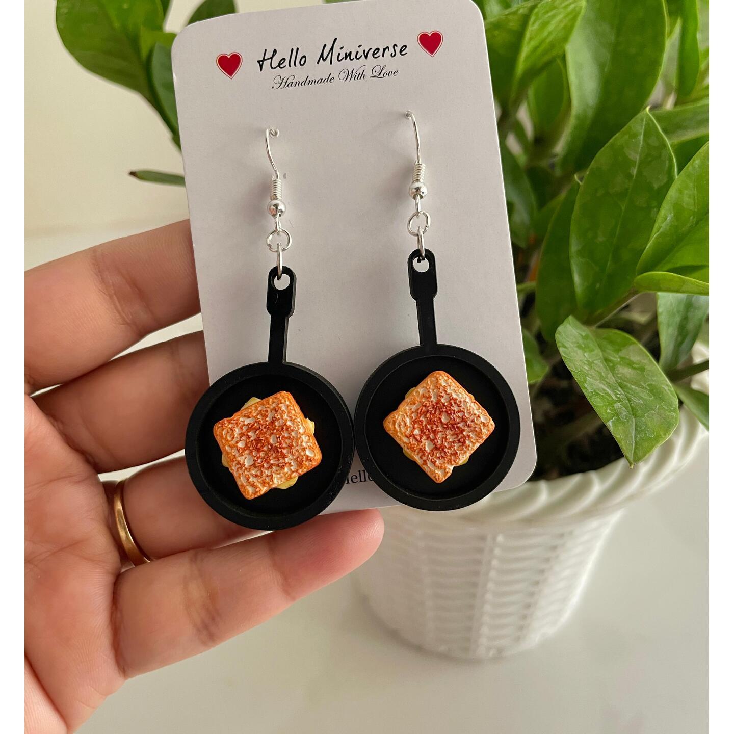 Miniature Frying Pan Sandwich Earrings 