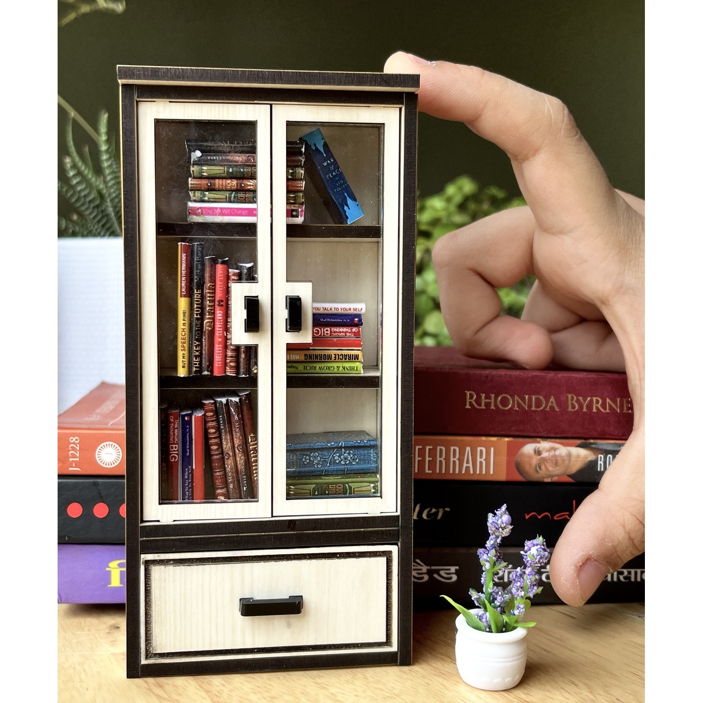Miniature Highland Pine Wooden Library Bookshelf