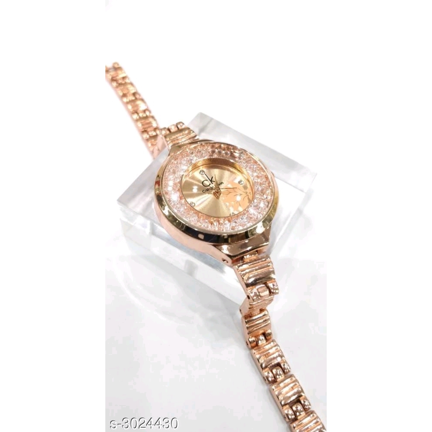 Trendy Stylish Metal Analog Women's Watches