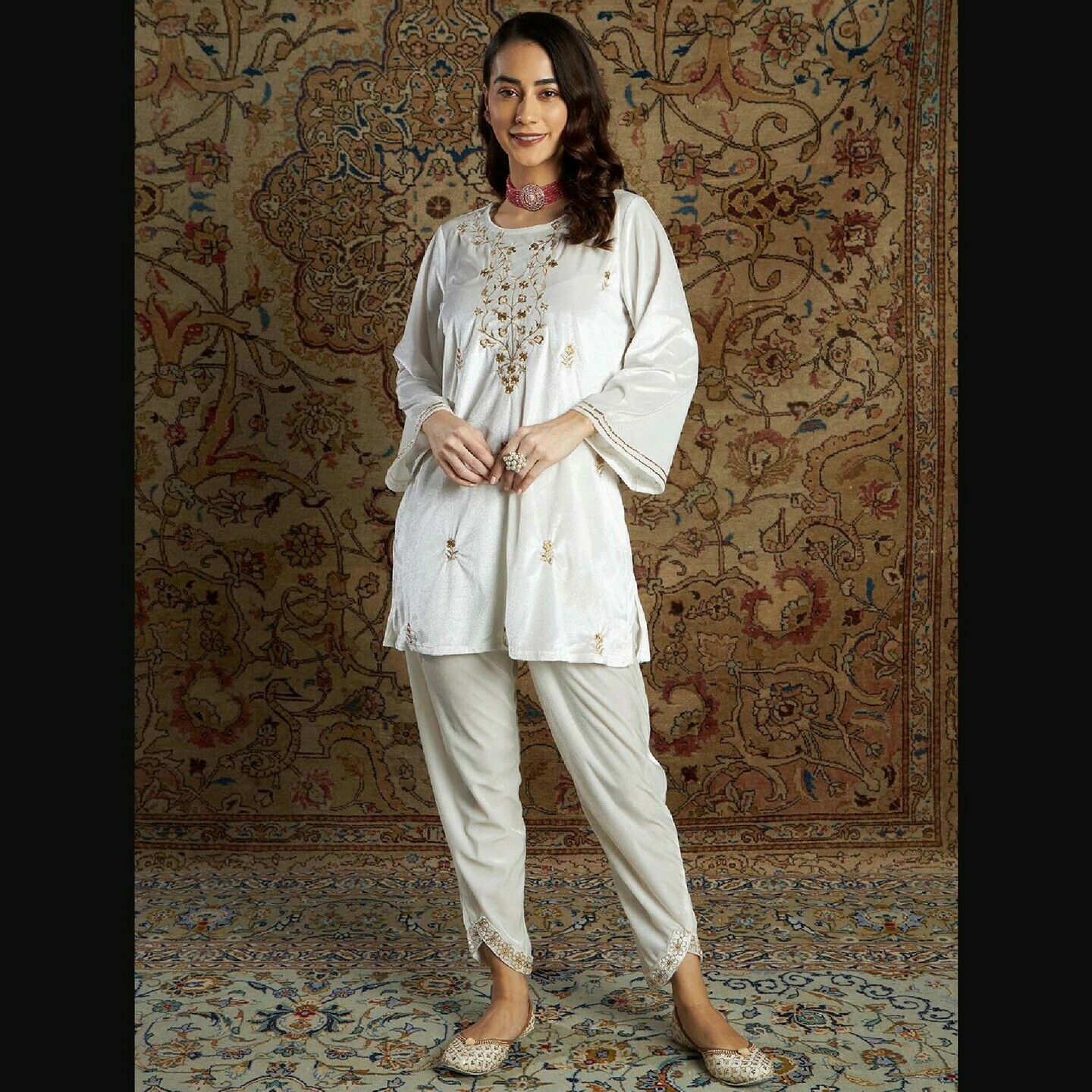Women's White Velvet Zari Short Kurta With Tulip Pants - Lyush