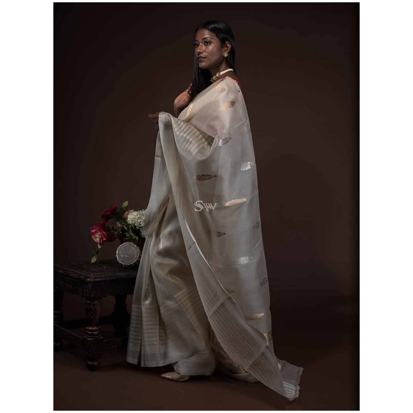 Off White Boota Organza Handloom Banarasi Saree