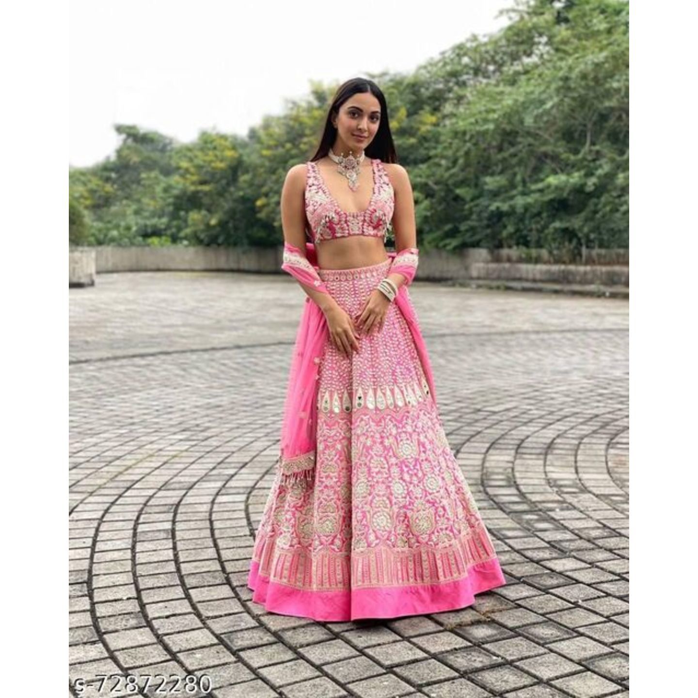 Elegant  Voguish Women Lehenga