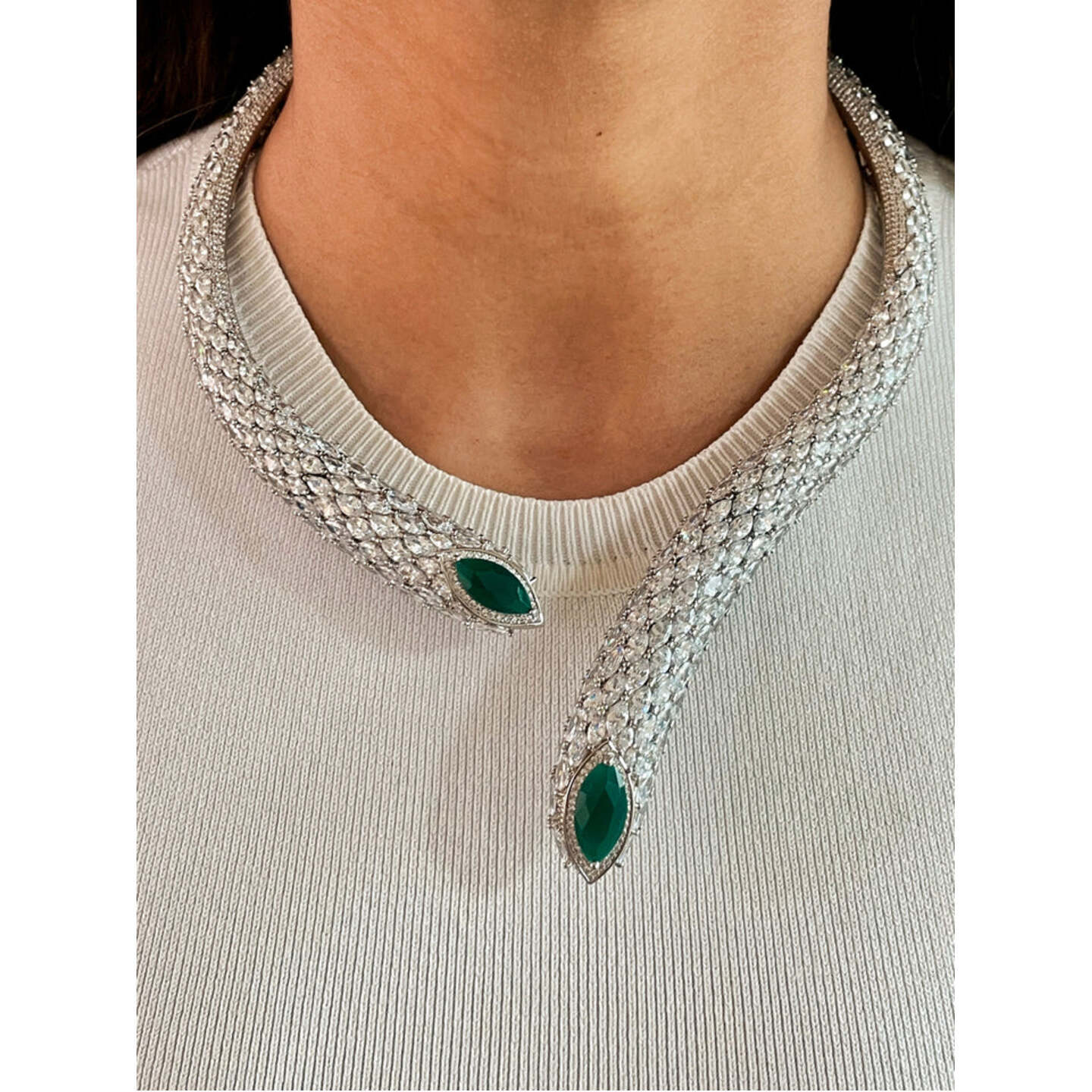 Serpentine Emerald Diamond Setting Statement Necklace