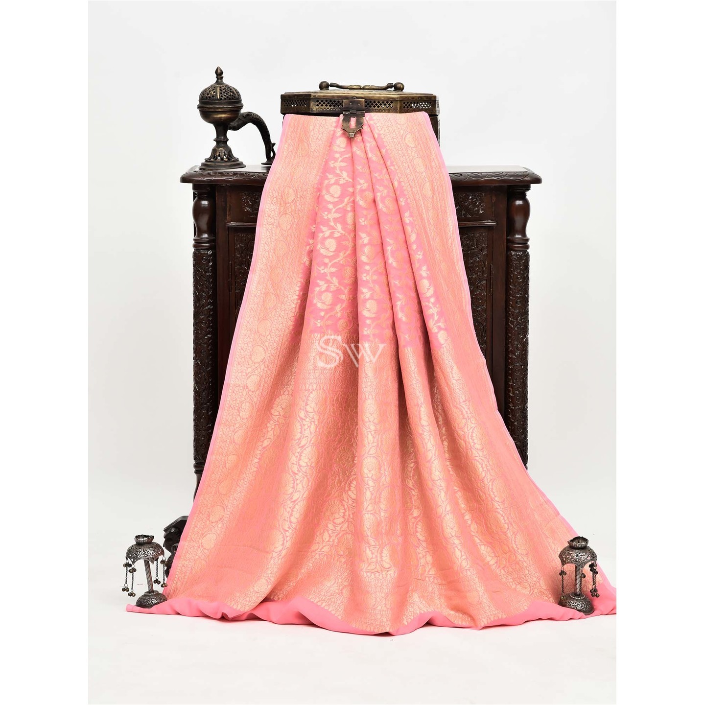 Pink Jaal Khaddi Georgette Handloom Banarasi Saree