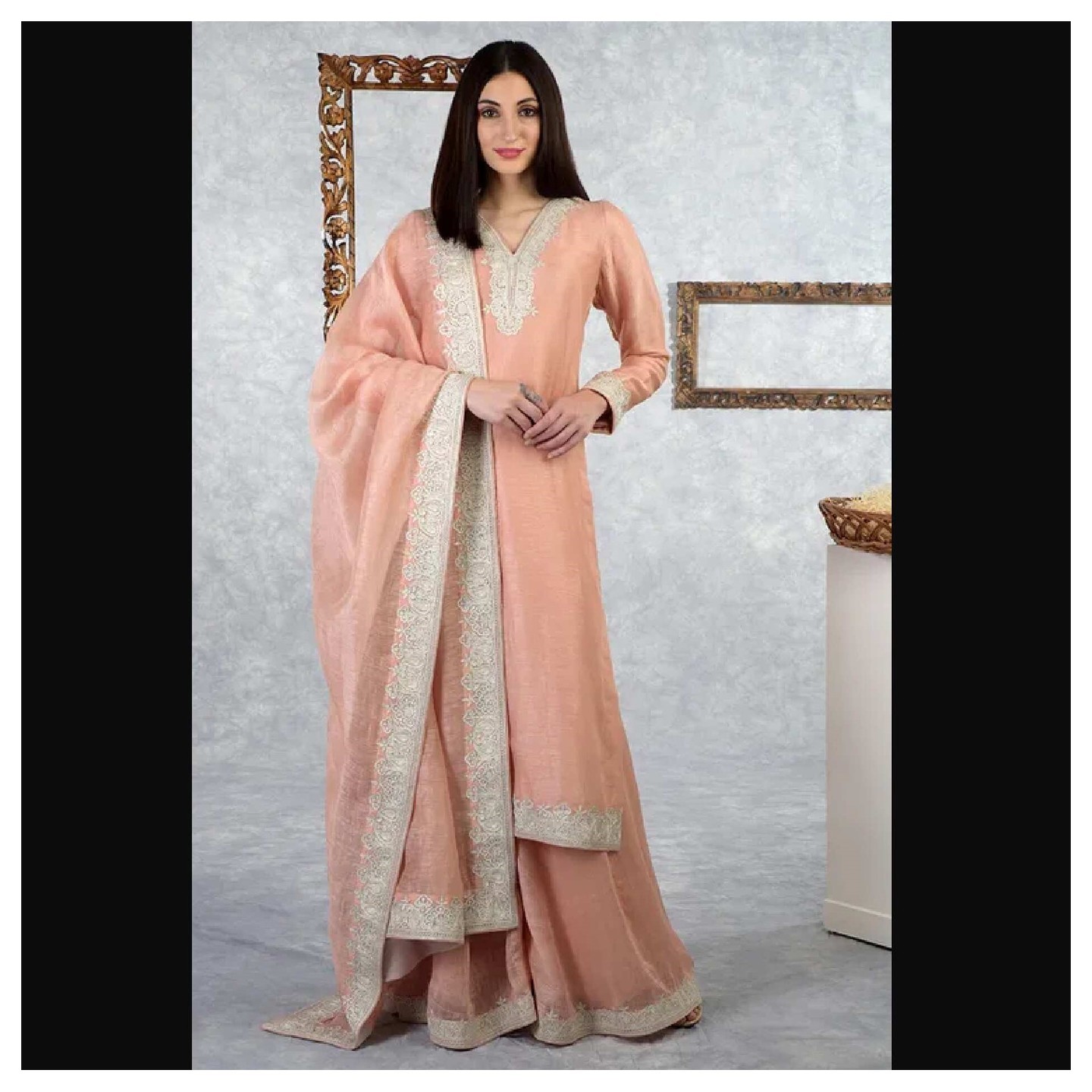 Pale Peach Kashmiri Tilla Embroidered Kurta Set