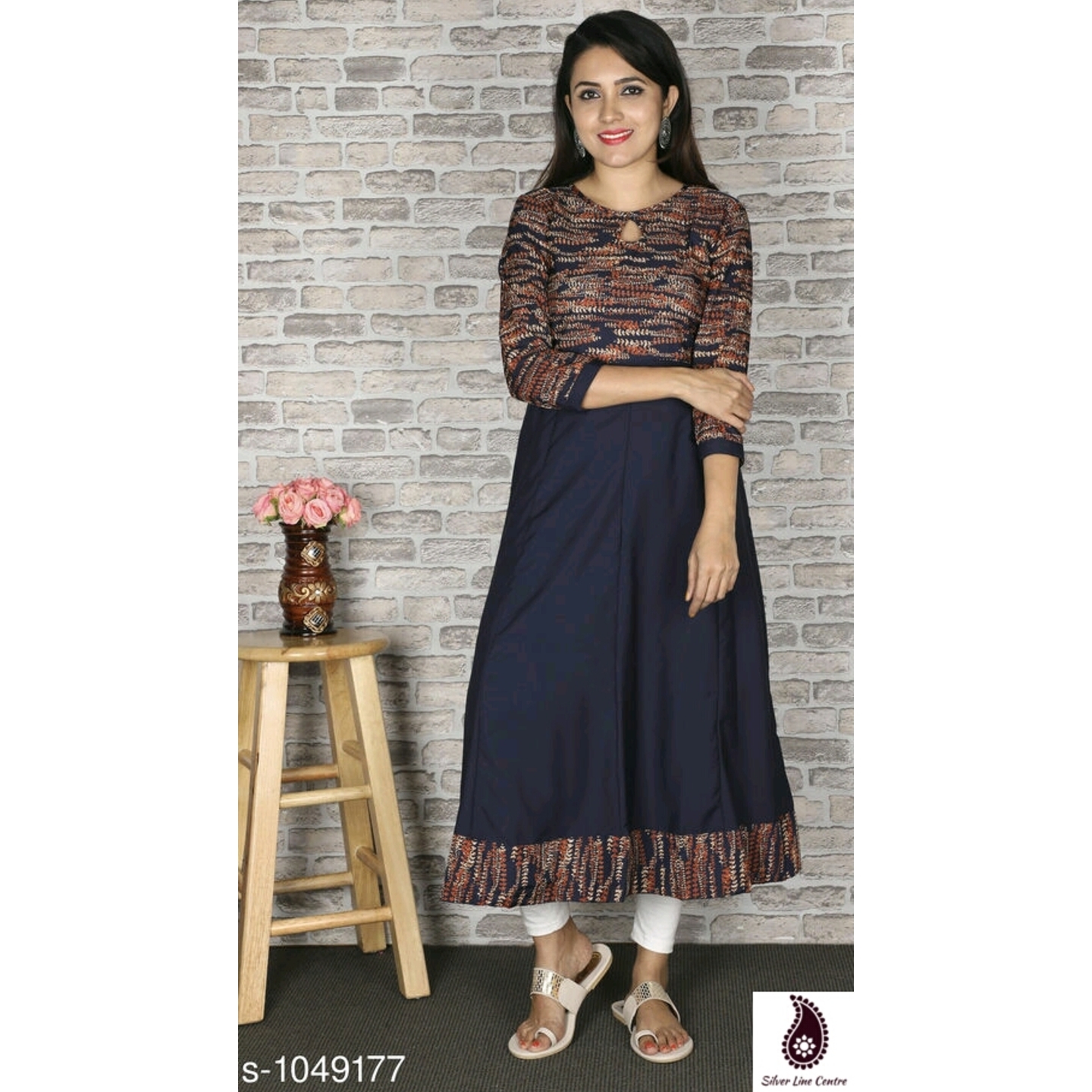 Women's Botanical Printed Kurti