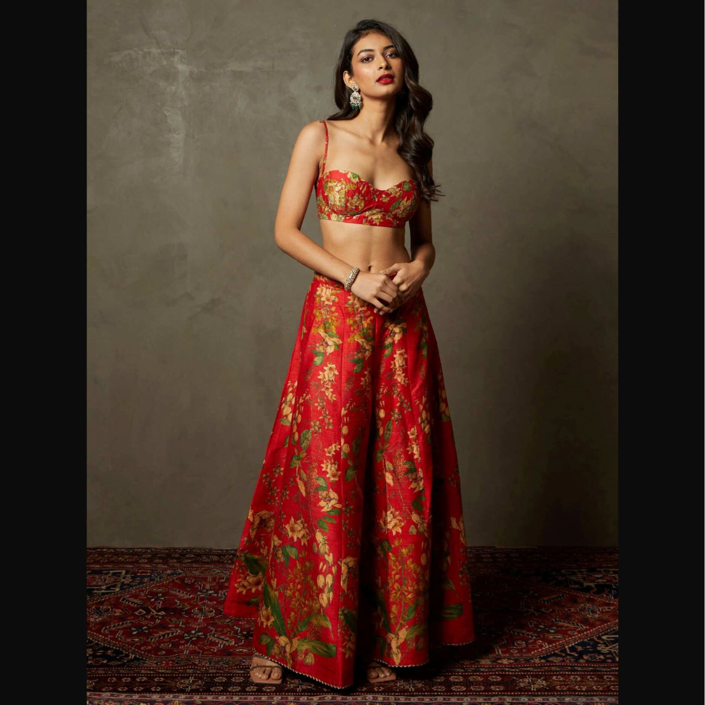 Red & Beige Water Lily Floral Ari Embroidered Ensemble FIT TYPE: FITTED