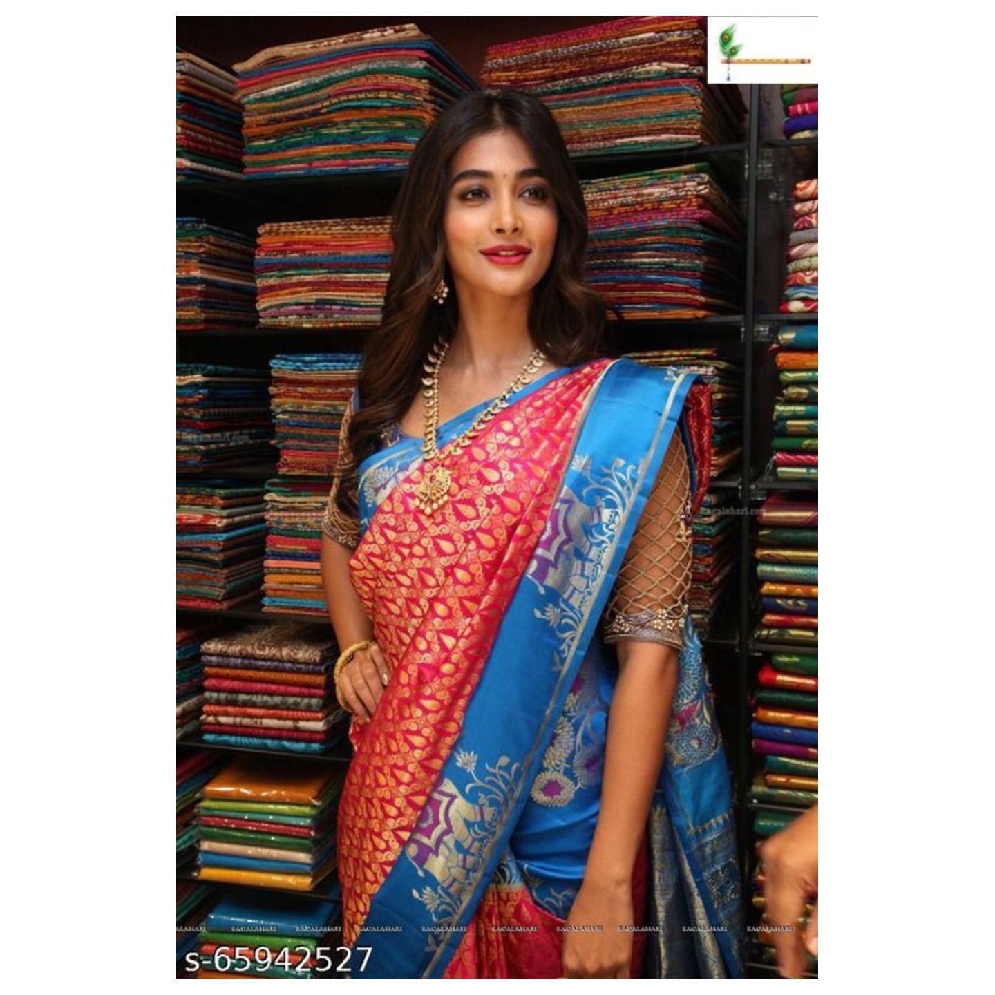 Fashionable Pretty Graceful Saree