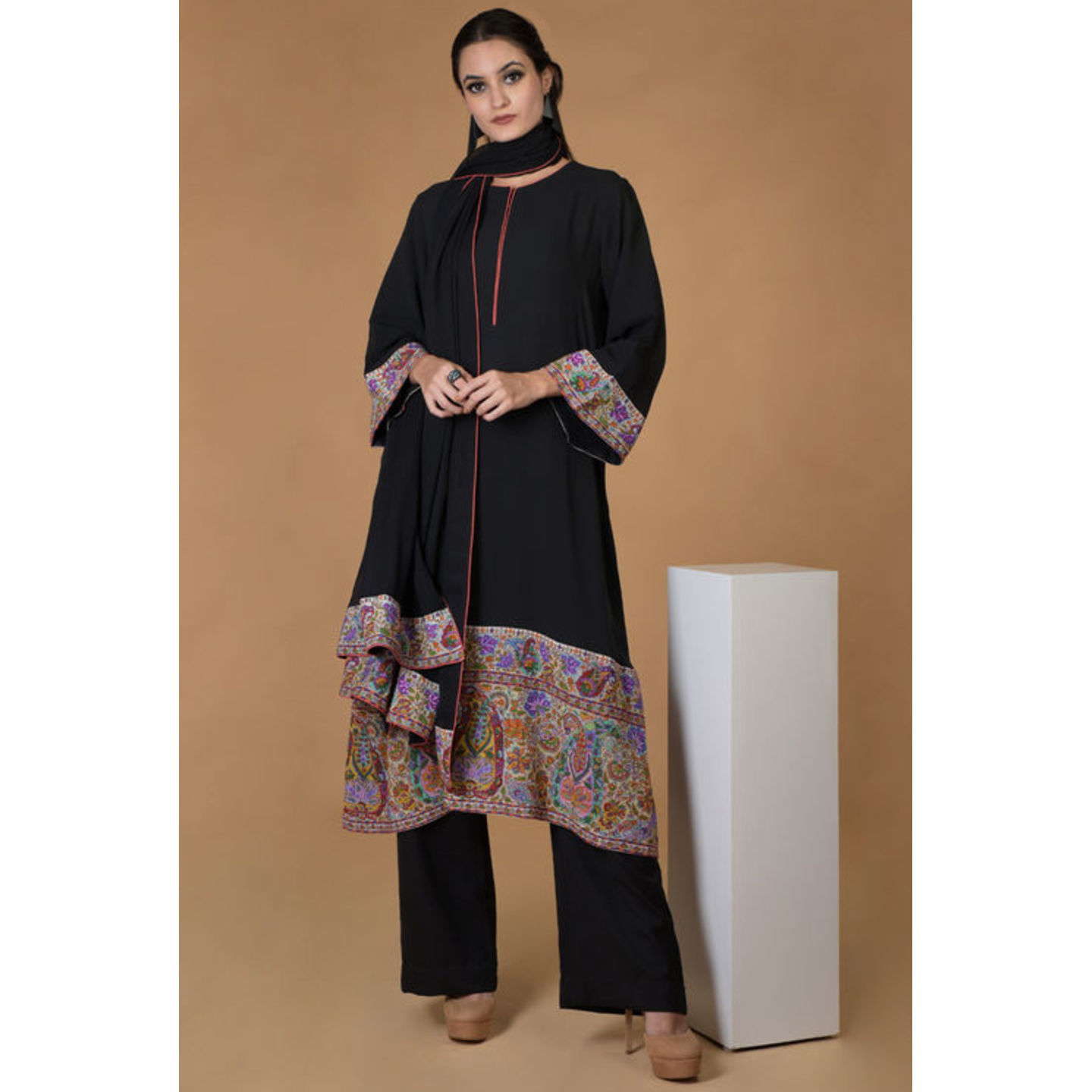      Black Kalamkari & Sozni Kashidakari Handcrafted Kurta Set