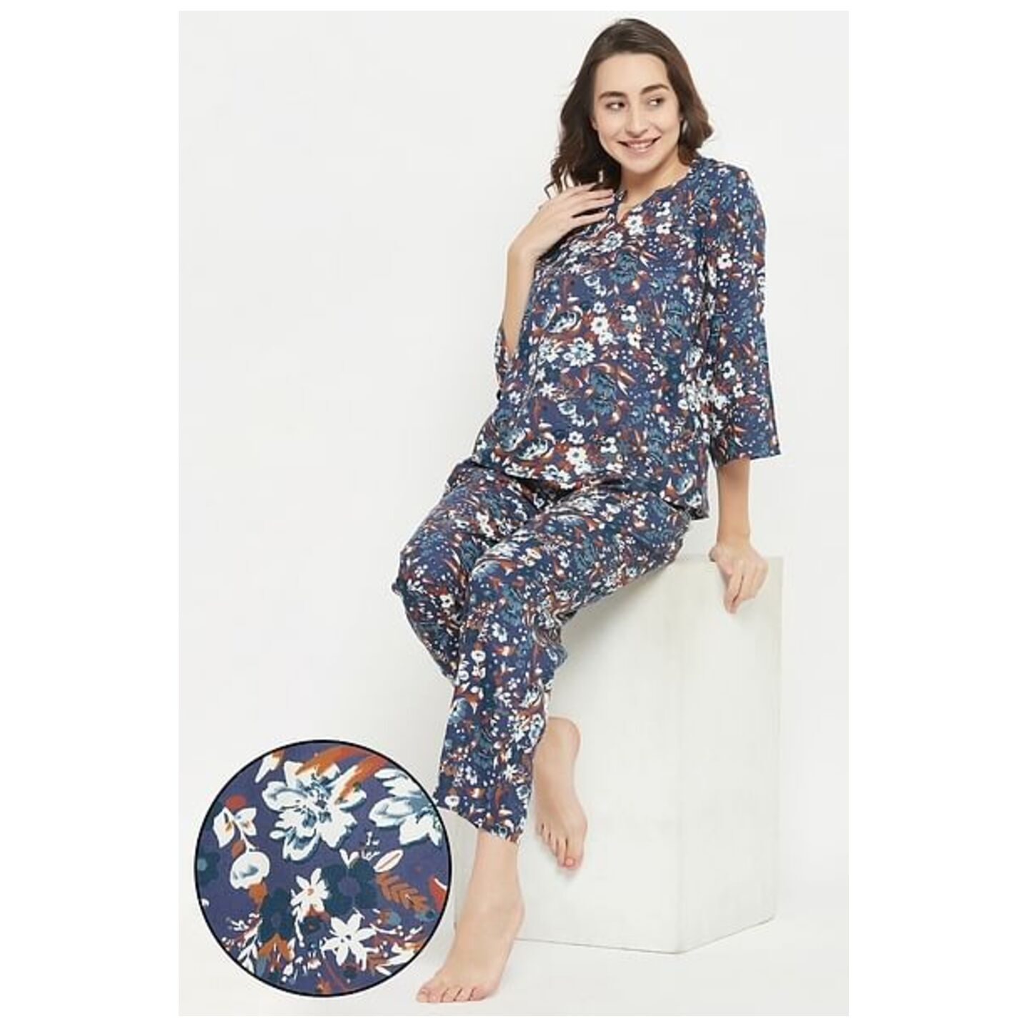 Pretty Florals Top & Pyjama Set in Navy - Rayon