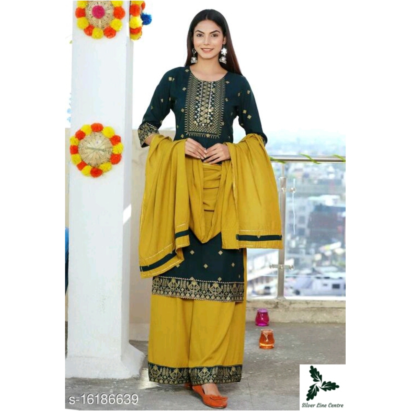 Trendy Fashionable Kurta Set Aagyeyi