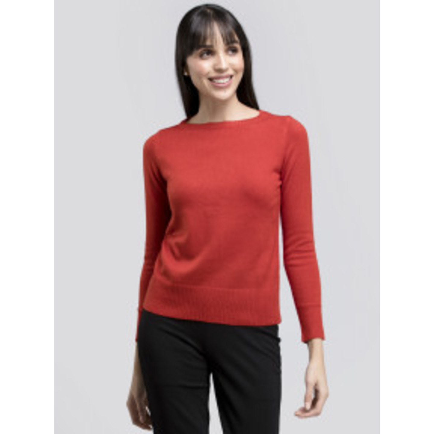 Essential Round Neck Knit-Sweater