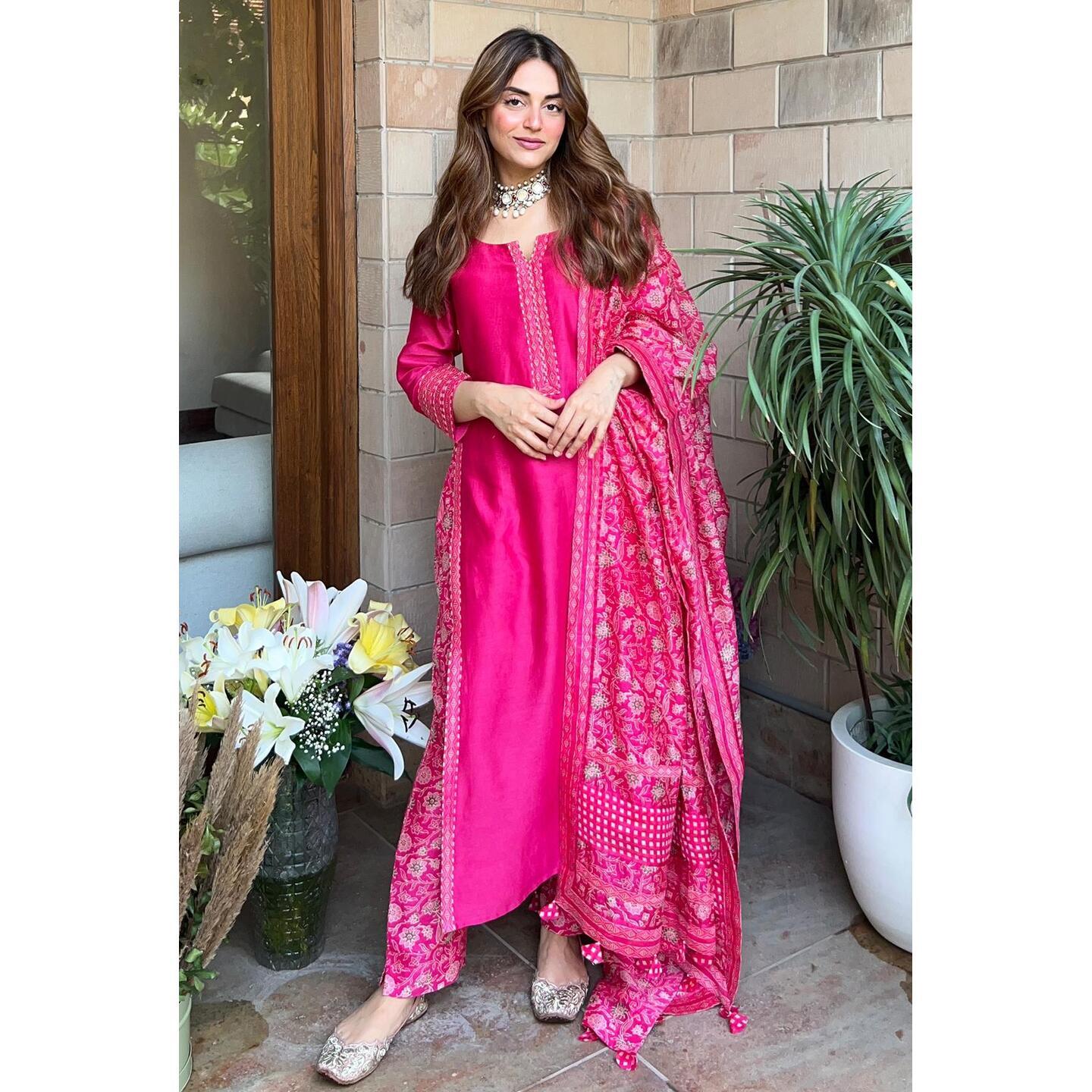 SHRUTKIRTI Pink Chanderi Kurta Set