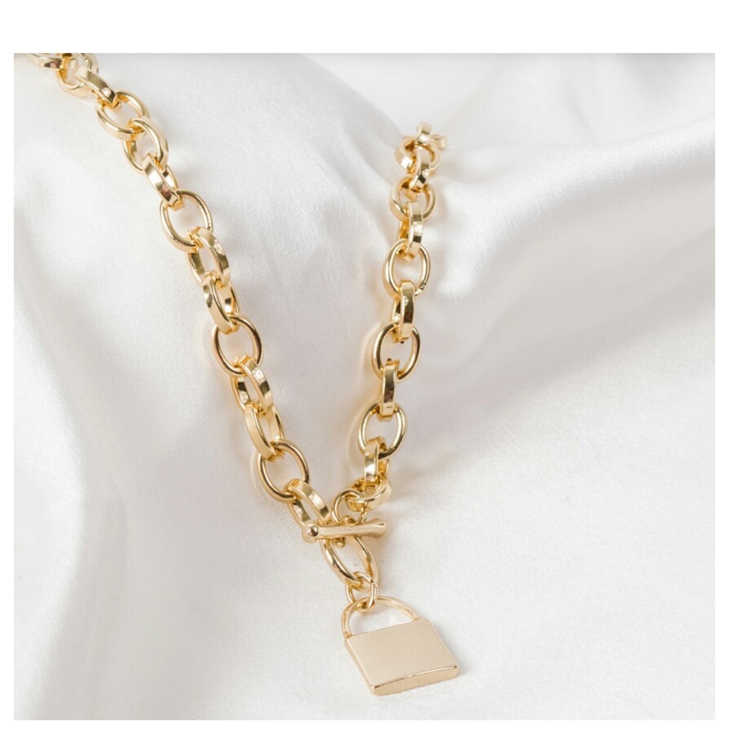 Lock Pendant Link Chain Necklace