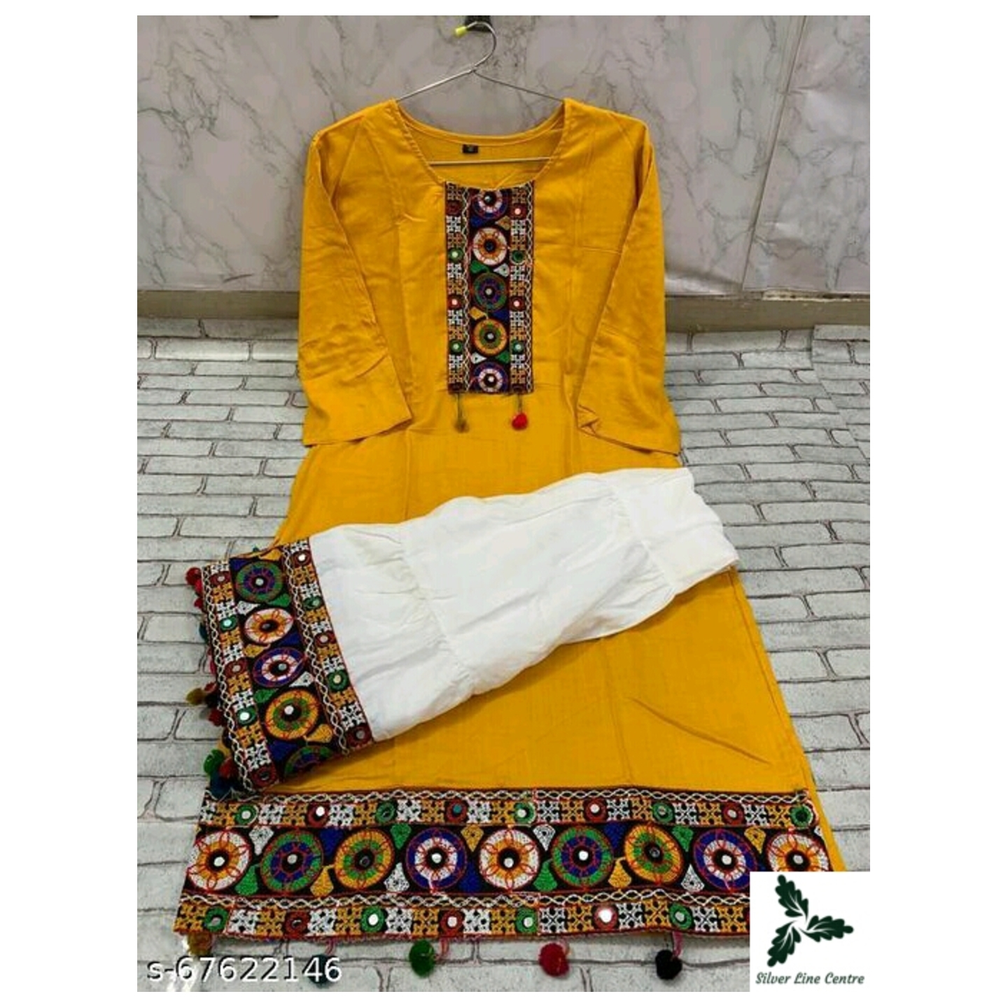 Fashionable Women Kurta Sets*