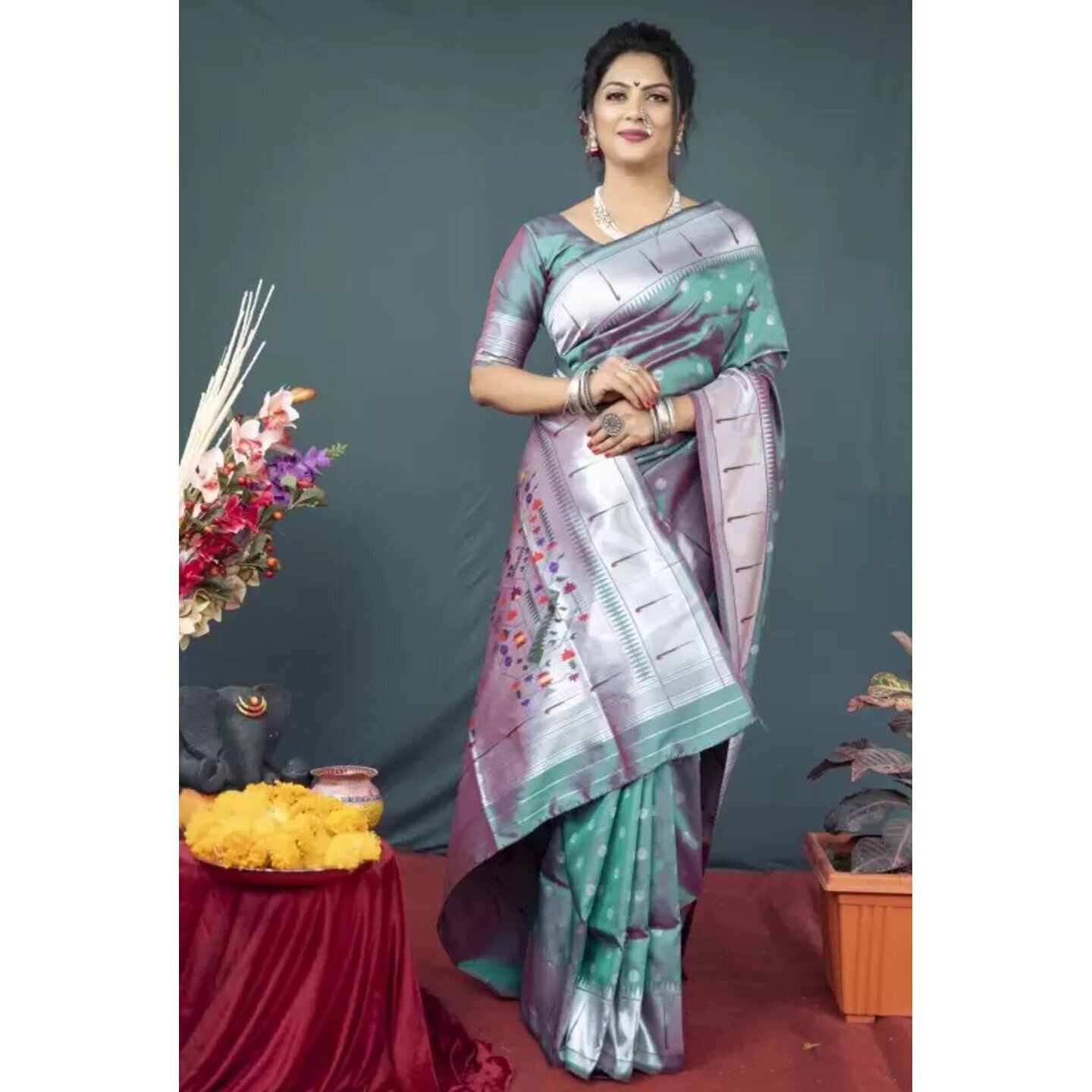 Self Design Paithani Pure Silk Saree  (Green)