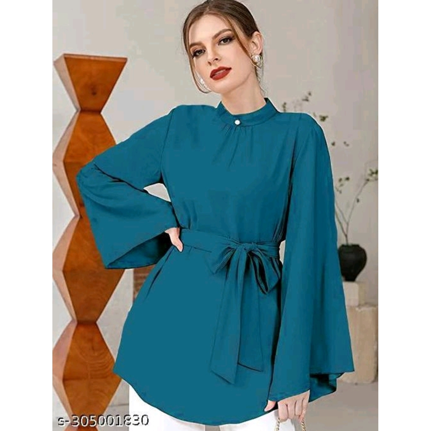 Fancy Graceful Flared Sleeves Womens Tops & Tunics
